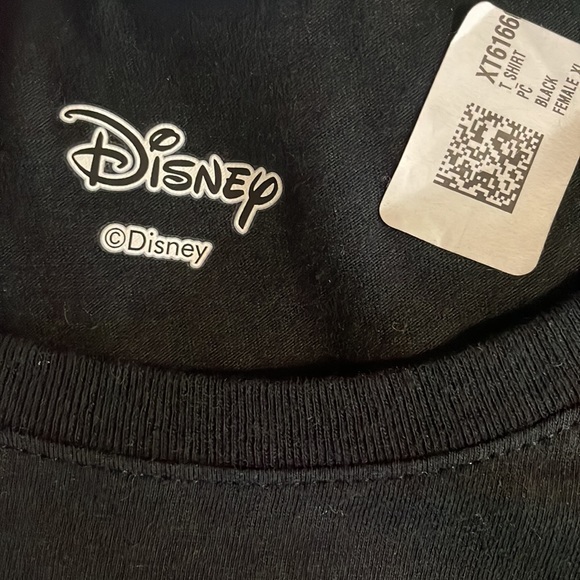 Disney Miss Piggy Fabulous Black T-Shirt Size X-Large - Picture 12 of 13